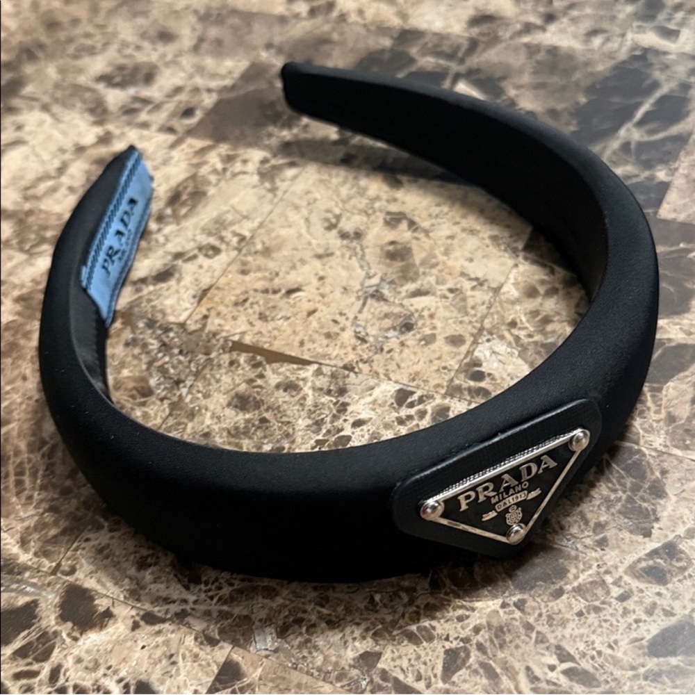 New! Luxury Black Logo Triangle Headband